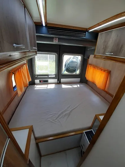 Nam Construcciones Furgon Motorhome 11