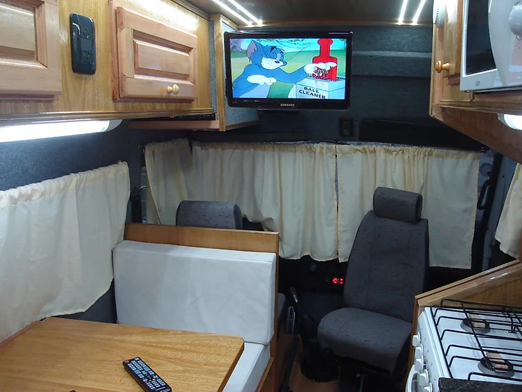 Nam Construcciones Furgon Motorhome 14